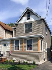 218 W 2Nd St, Clifton City, NJ 07011