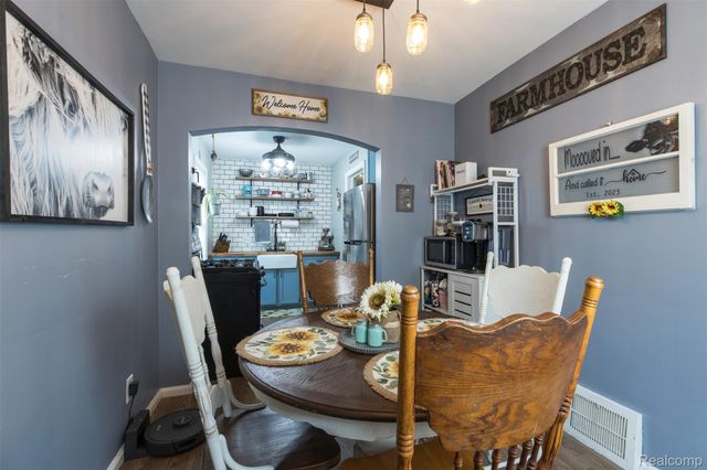 2050 17th Street, Wyandotte, MI 48192