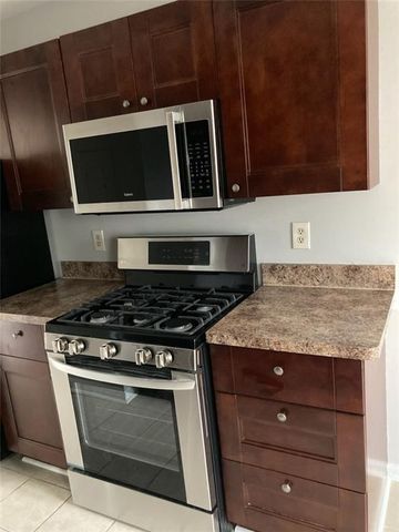 925 MILL STONE Drive, Marietta, GA 30062