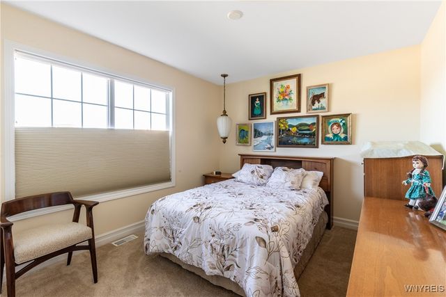 22 Country Club Court, Grand Island, NY 14072