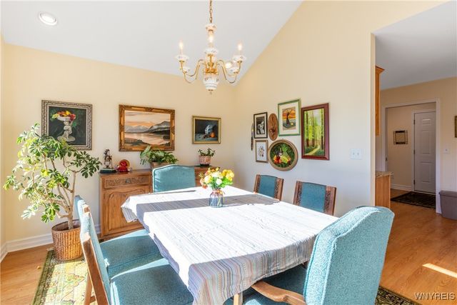 22 Country Club Court, Grand Island, NY 14072