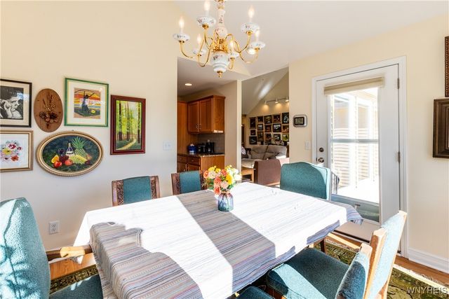 22 Country Club Court, Grand Island, NY 14072