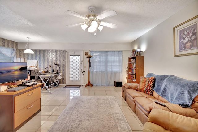 116 Mansfield C, Boca Raton, FL 33434