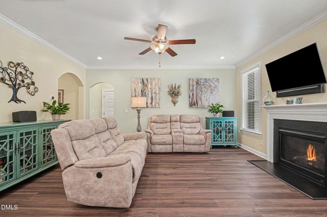 224 Cahors Trail, Holly Springs, NC 27540