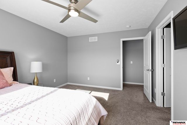 9431 Oxford Avenue, Waverly, NE 68462