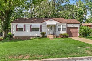 1009 Roxton Drive, St Louis, MO 63137