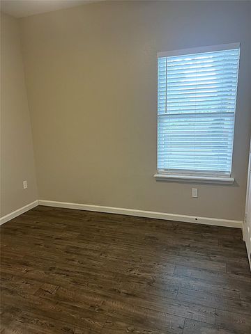 5779 Belarbor Street A, Houston, TX 77033