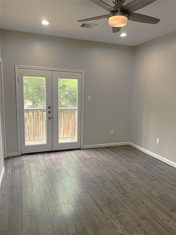 5779 Belarbor Street A, Houston, TX 77033