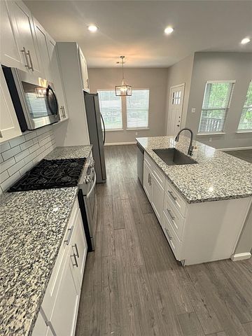 5779 Belarbor Street A, Houston, TX 77033