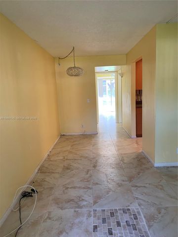 13500 SW 1st St 108U, Pembroke Pines, FL 33027