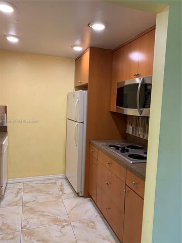 13500 SW 1st St 108U, Pembroke Pines, FL 33027