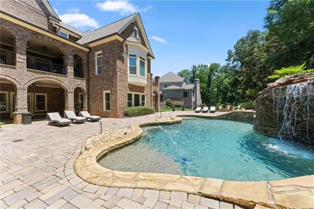 5779 Legends Club Circle, Braselton, GA 30517