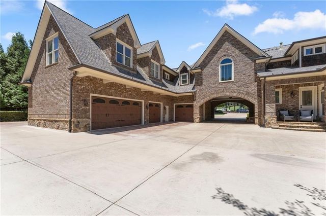 5779 Legends Club Circle, Braselton, GA 30517