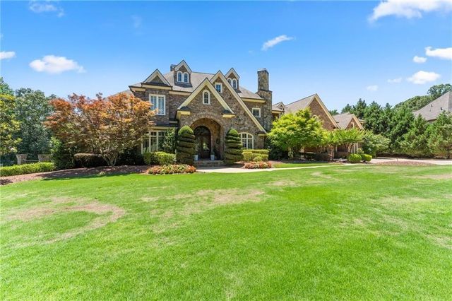 5779 Legends Club Circle, Braselton, GA 30517