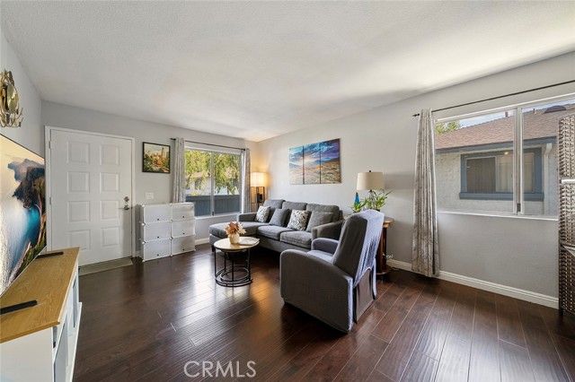 871 W 13th Street 4, Azusa, CA 91702