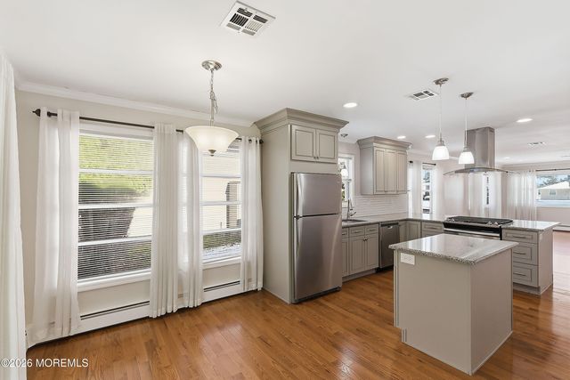 15 Encinitas Drive, Toms River, NJ 08757