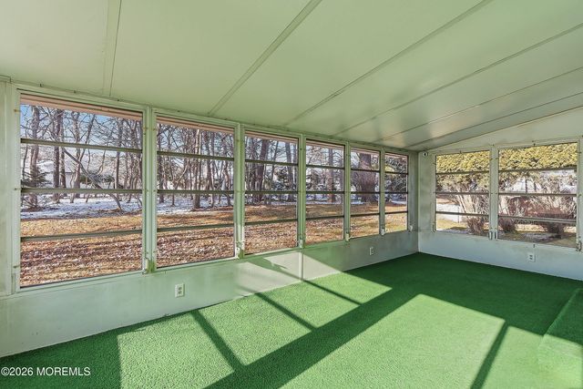 15 Encinitas Drive, Toms River, NJ 08757