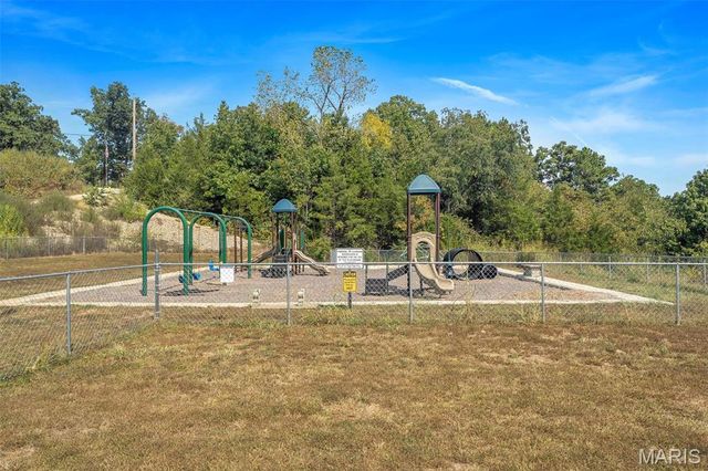 2137 N Lake View Drive, Bonne Terre, MO 63628