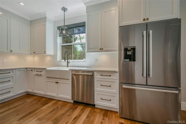 1665 Glenn Road, Southold, NY 11971