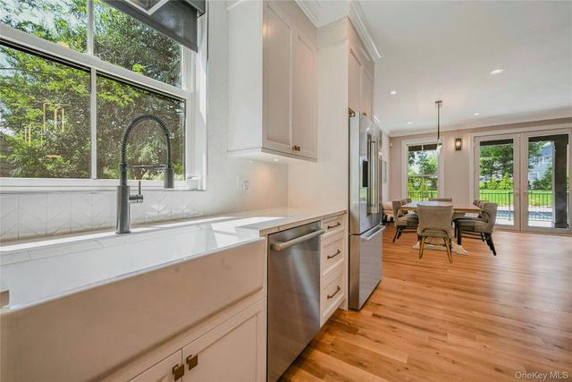 1665 Glenn Road, Southold, NY 11971