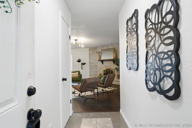 213 S 184th East Avenue, Tulsa, OK 74108