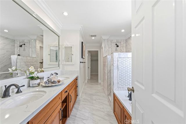 64 Bennington, Irvine, CA 92620