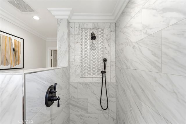 64 Bennington, Irvine, CA 92620