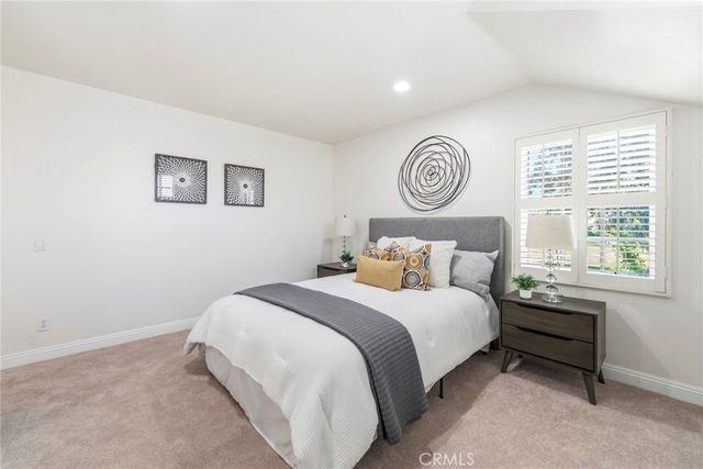 64 Bennington, Irvine, CA 92620