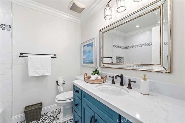 64 Bennington, Irvine, CA 92620