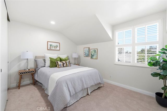 64 Bennington, Irvine, CA 92620