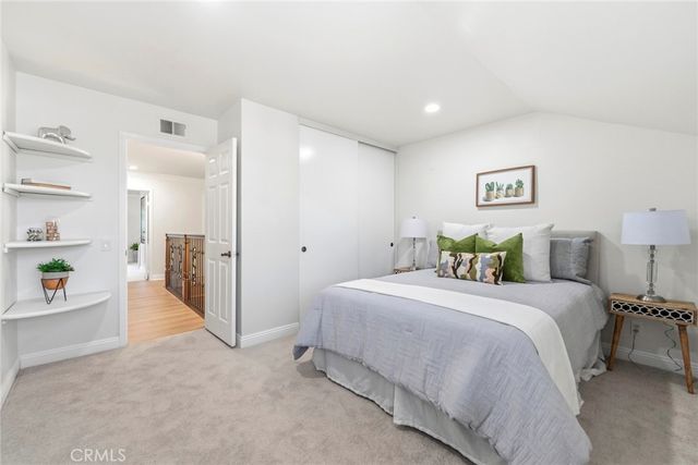 64 Bennington, Irvine, CA 92620