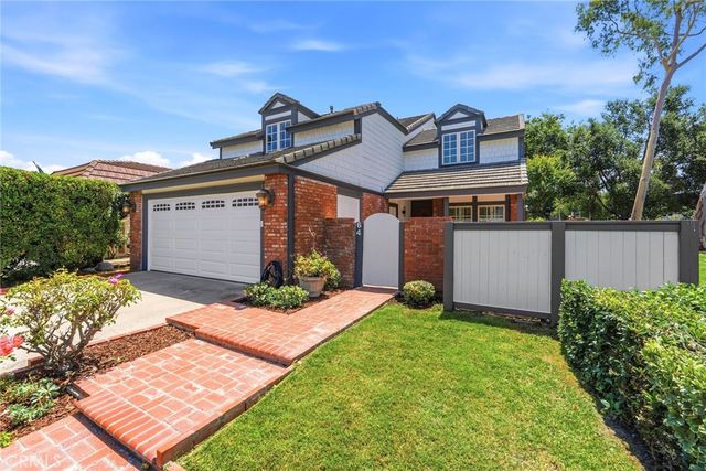 64 Bennington, Irvine, CA 92620