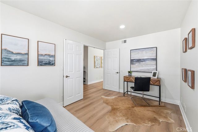 64 Bennington, Irvine, CA 92620