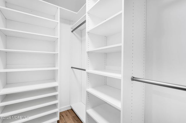 521 Beach Avenue, Beachwood, NJ 08722