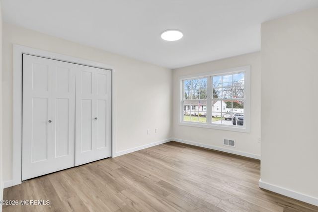 521 Beach Avenue, Beachwood, NJ 08722