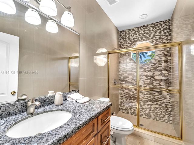 2710 Walkers way, Weston, FL 33331