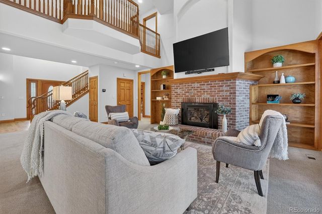 916 Tenderfoot Drive, Larkspur, CO 80118