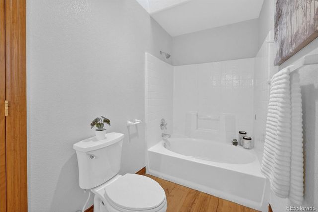 916 Tenderfoot Drive, Larkspur, CO 80118