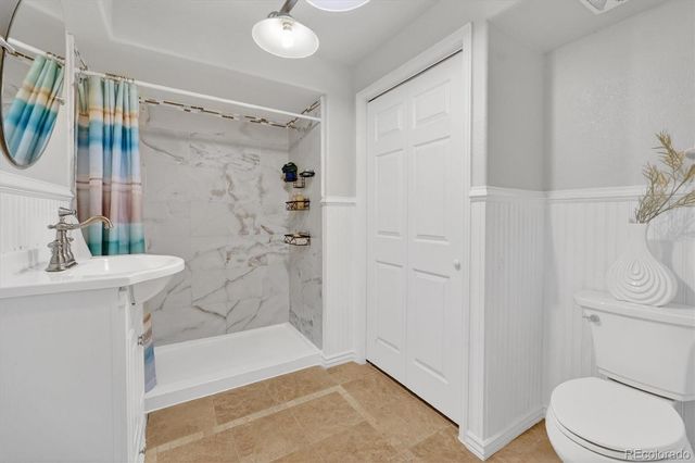 916 Tenderfoot Drive, Larkspur, CO 80118