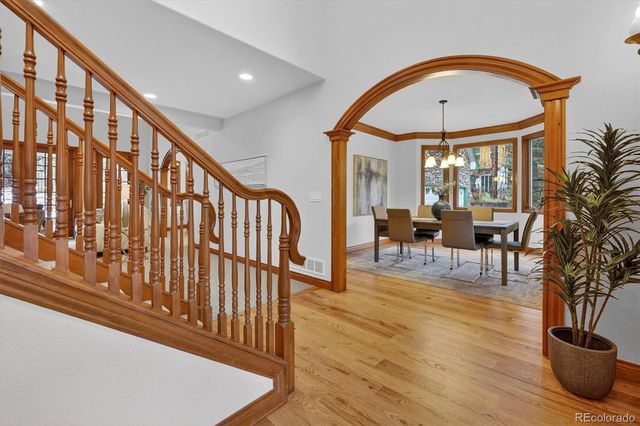 916 Tenderfoot Drive, Larkspur, CO 80118