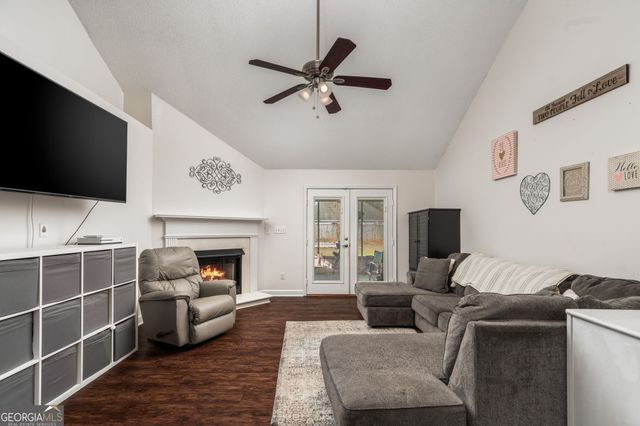 104 Bentley Way, Kathleen, GA 31047