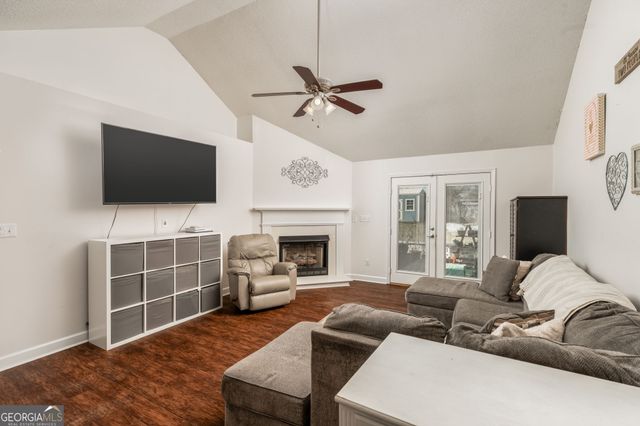 104 Bentley Way, Kathleen, GA 31047