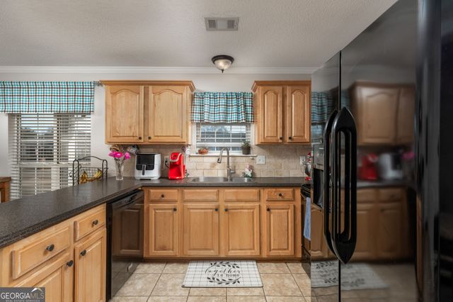 104 Bentley Way, Kathleen, GA 31047