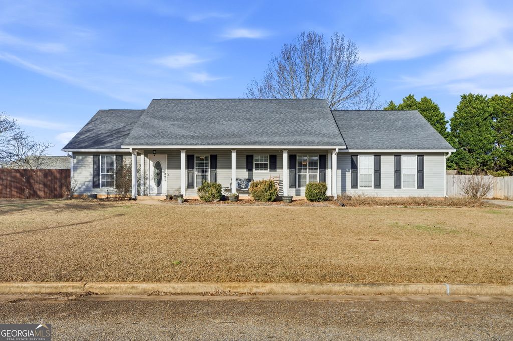 104 Bentley Way, Kathleen, GA 31047