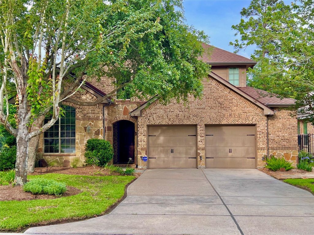 6 Sheephorn Court, The Woodlands, TX 77354