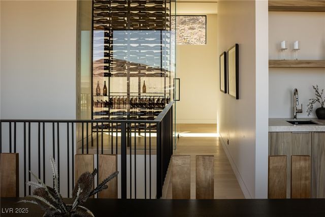 11 Chisel Crest Court, Henderson, NV 89012