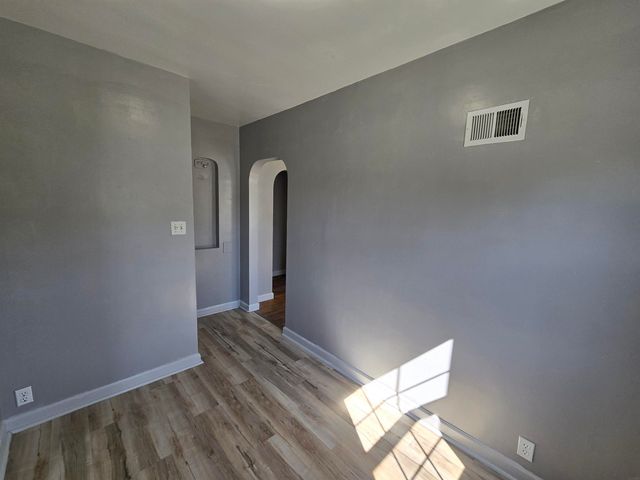 1524 Williston Street, Waterloo, IA 50702