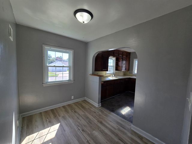 1524 Williston Street, Waterloo, IA 50702