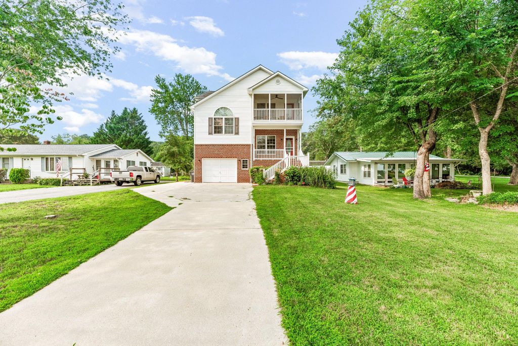 42161 PATUXENT DR, Mechanicsville, MD 20659