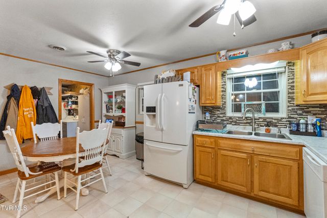 4522 Blue Springs Parkway 4522, Greeneville, TN 37743